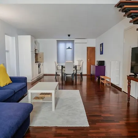 Apartman Yema Amphitheater 93-lucca *