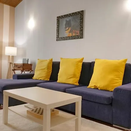 Yema Amphitheater 93-lucca Apartman *