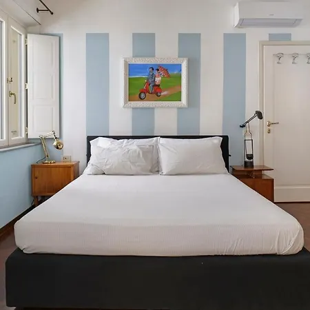Yema Amphitheater 93-lucca Apartman *