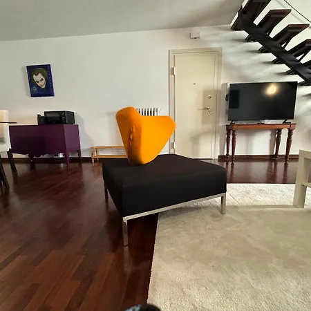 Yema Amphitheater 93-lucca Apartamento